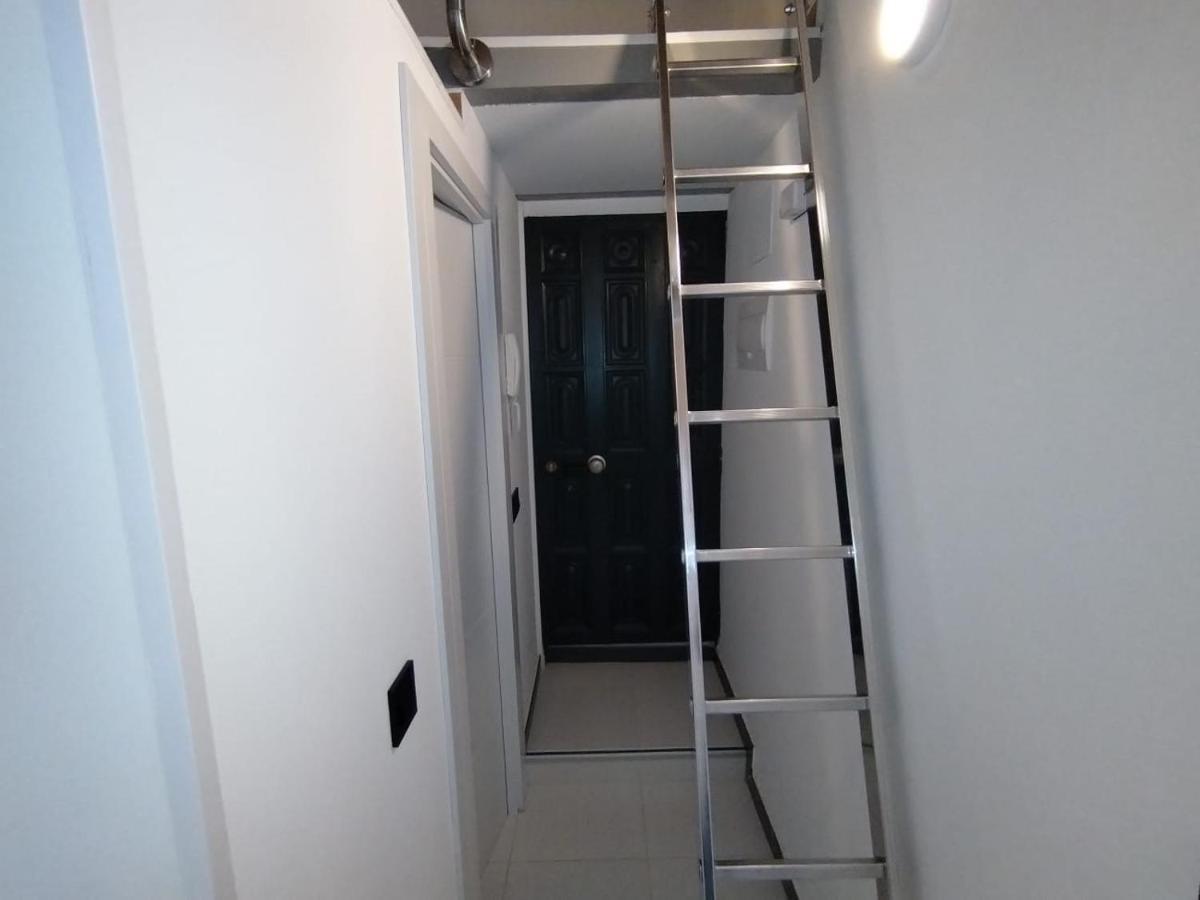 Estudio Con 2 Plantas - Puerta Del Sol Madrid Exterior photo